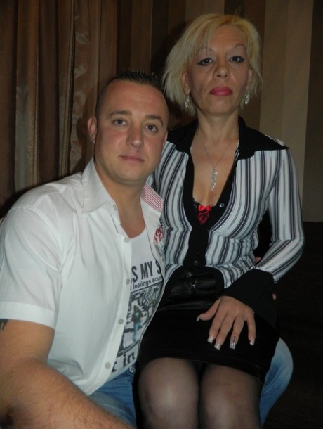 Blonde granny Eve blows a cute stud's tiny dick & rides her mature pussy on it