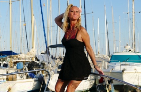 Natalie K XXX performed by Natalie K Naked Pics