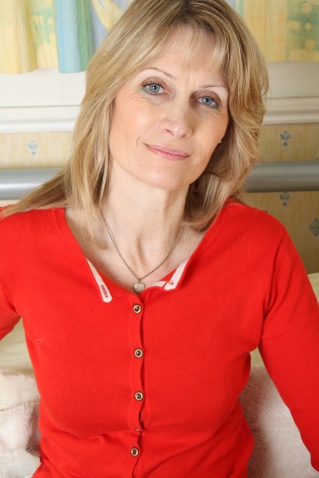 Beautiful Mature Pics